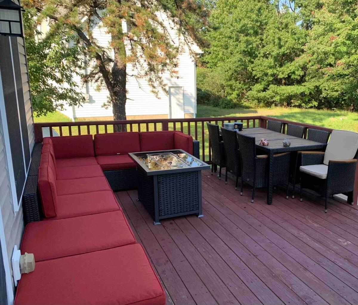 Gorgeous House Private Pool Hot Tub Playroom Long Pond