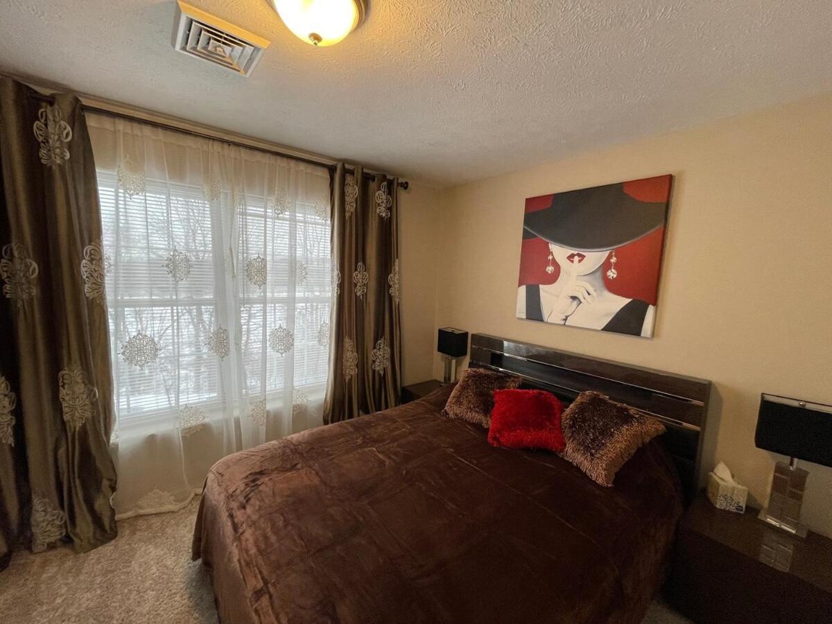 Gorgeous House Private Pool Hot Tub Playroom * Long Pond